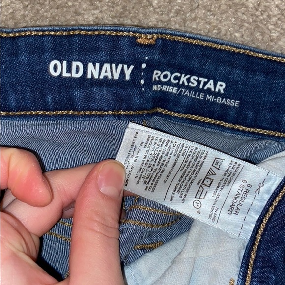 Old Navy Rockestar Jeans - Picture 3 of 3